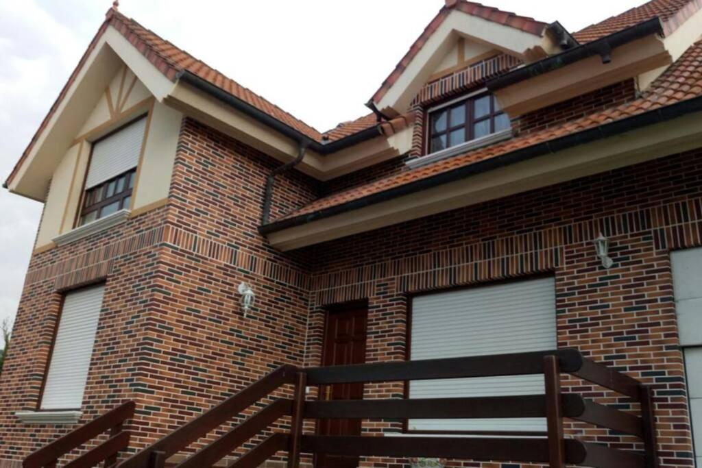 Chalet Cerca De Noja Con Acceso A Spa Beranga Luaran gambar